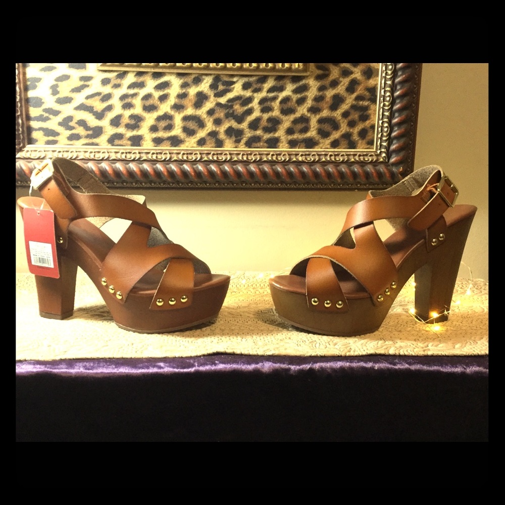 Mossimo SHEILA Strappy Wooden Heel Sandal- NEW